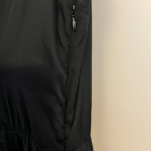 Flowy versatile black maxi dress - Picture 4 of 8